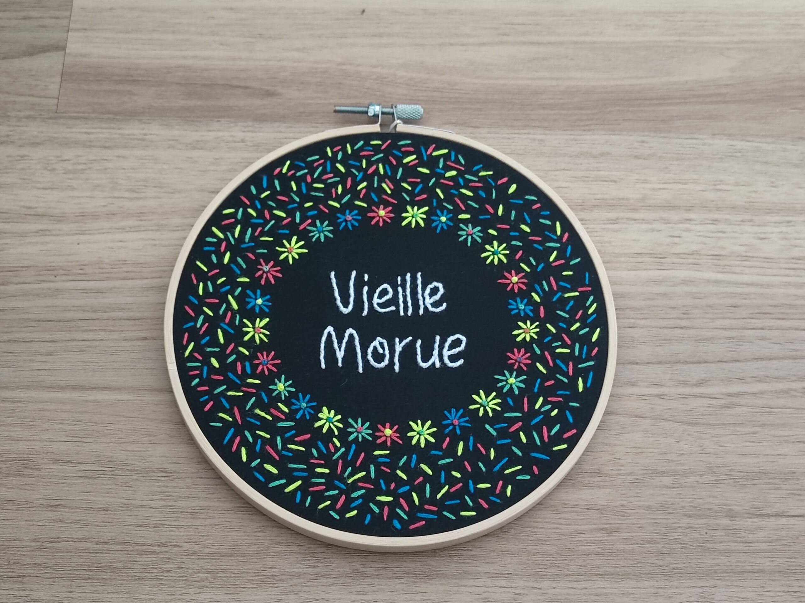 Broderie tambour "Vieille morue"